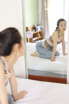 公嗲嗯啊轻点公大ji巴